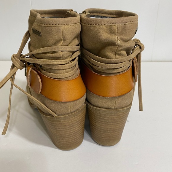 Roxy Dallas Heeled Ankle Boot in Sand/ Tan Size 8.5 - Picture 5 of 15